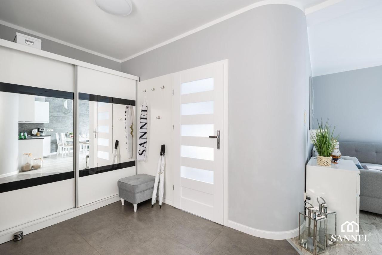 Apartament Fregata Z Basenem - Pobierowo -Sannel Apartments For Rent Exteriör bild