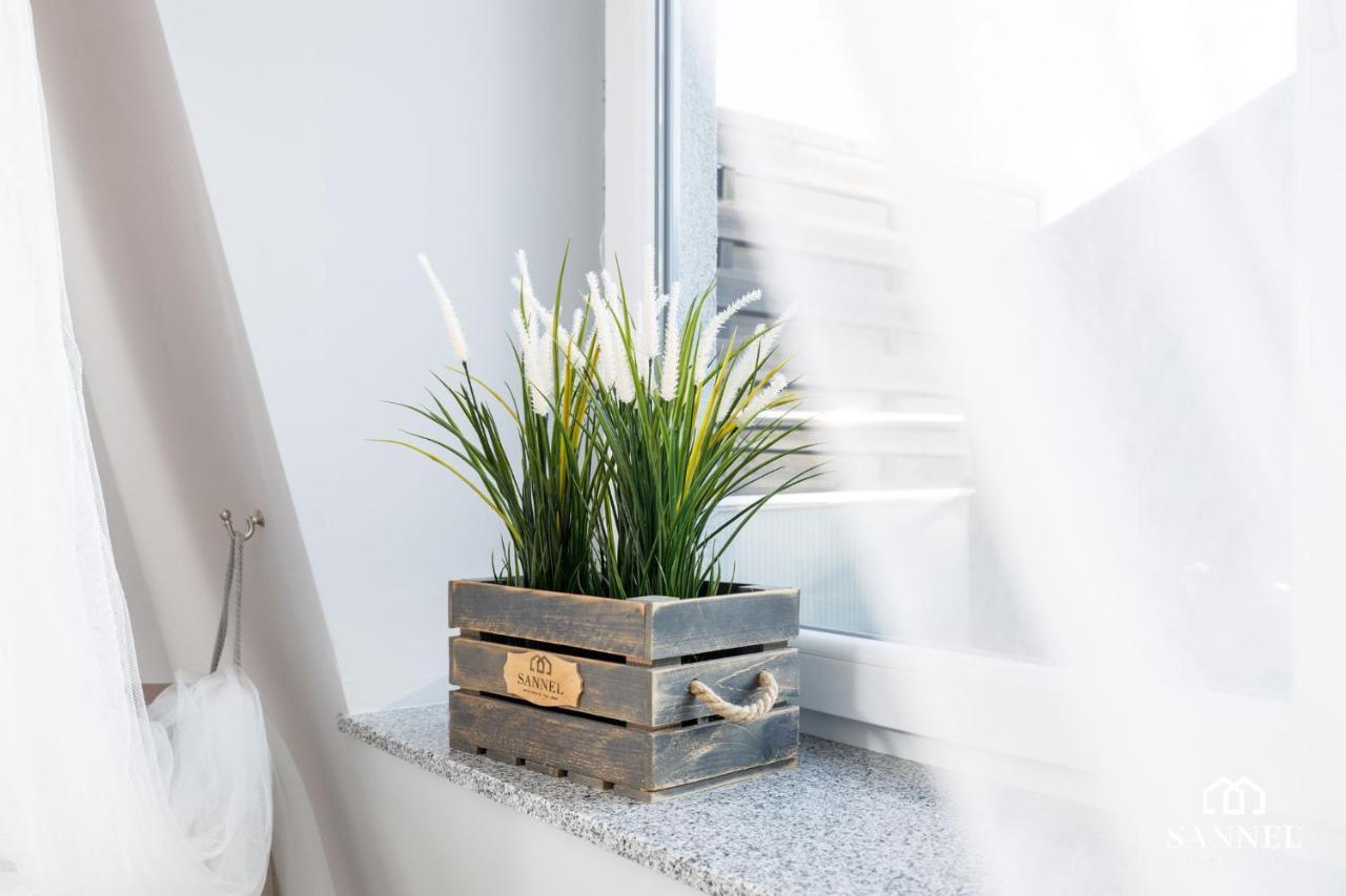 Apartament Fregata Z Basenem - Pobierowo -Sannel Apartments For Rent Exteriör bild